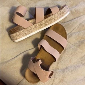 Steve Madden platform strapped sandals-worn once